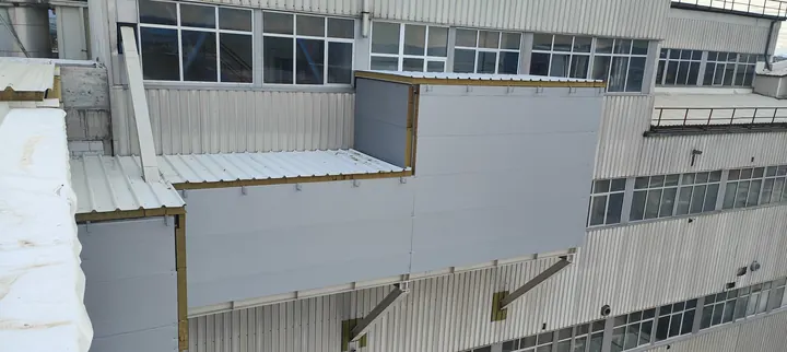 Fasada hale i teško dostupne površine